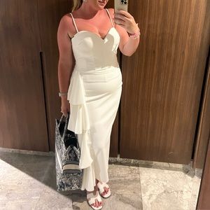 Chiara boni petite robe Gussie Bridal engagement shower white dress